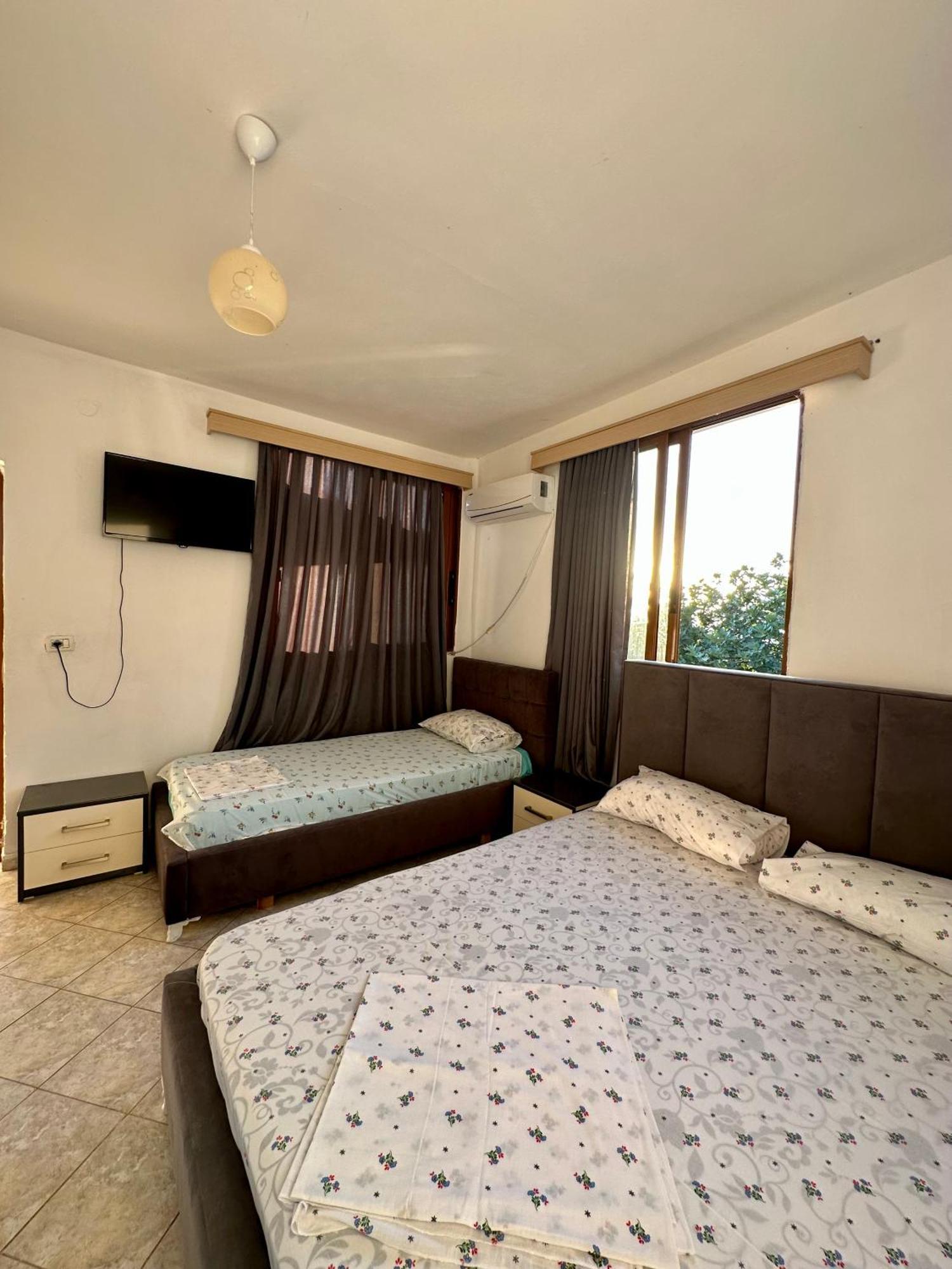 Tony Home Borsh Exterior foto