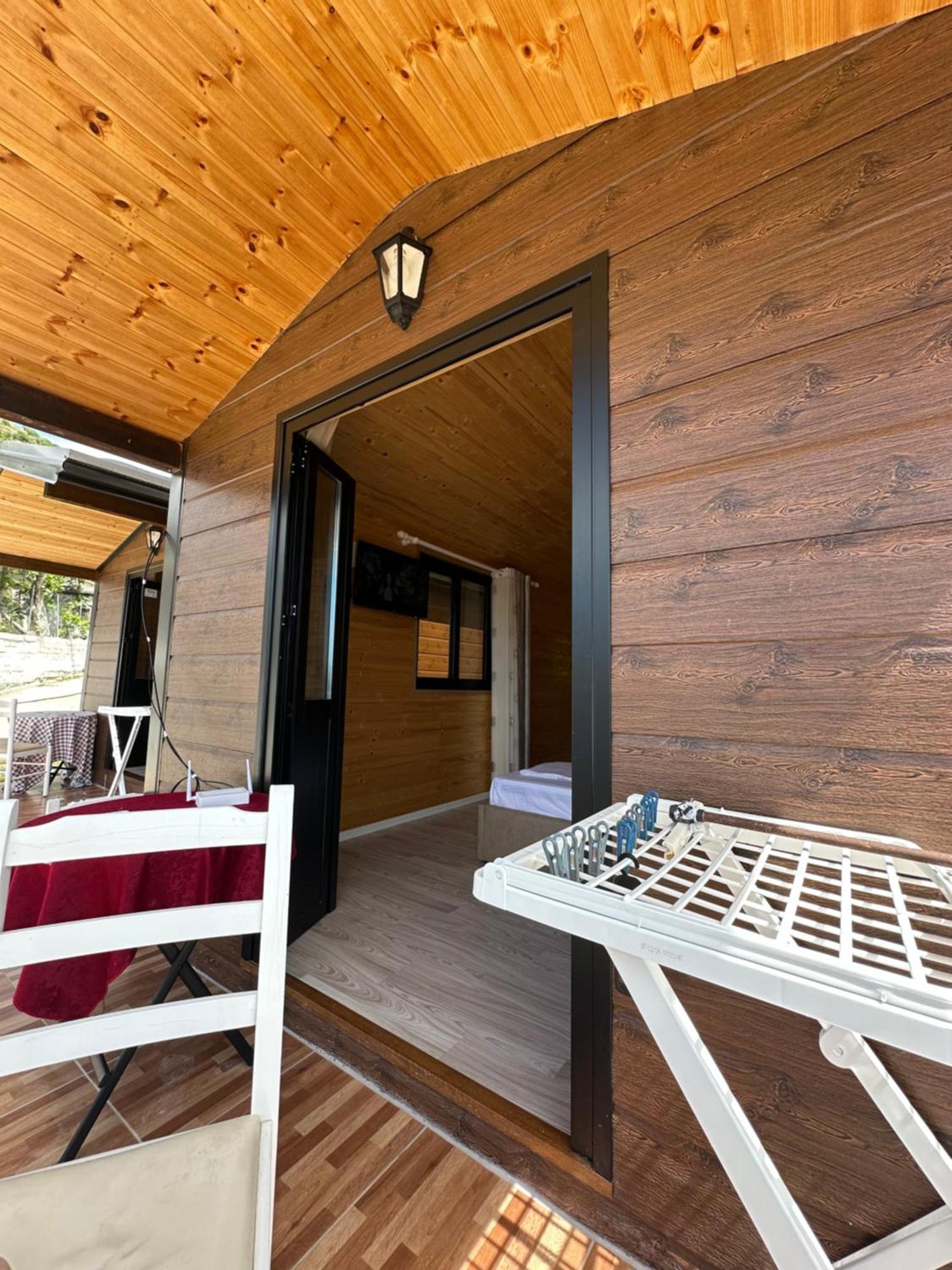 Tony Home Borsh Exterior foto